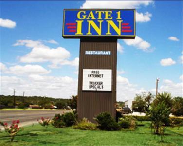 Gate 1 Hotel