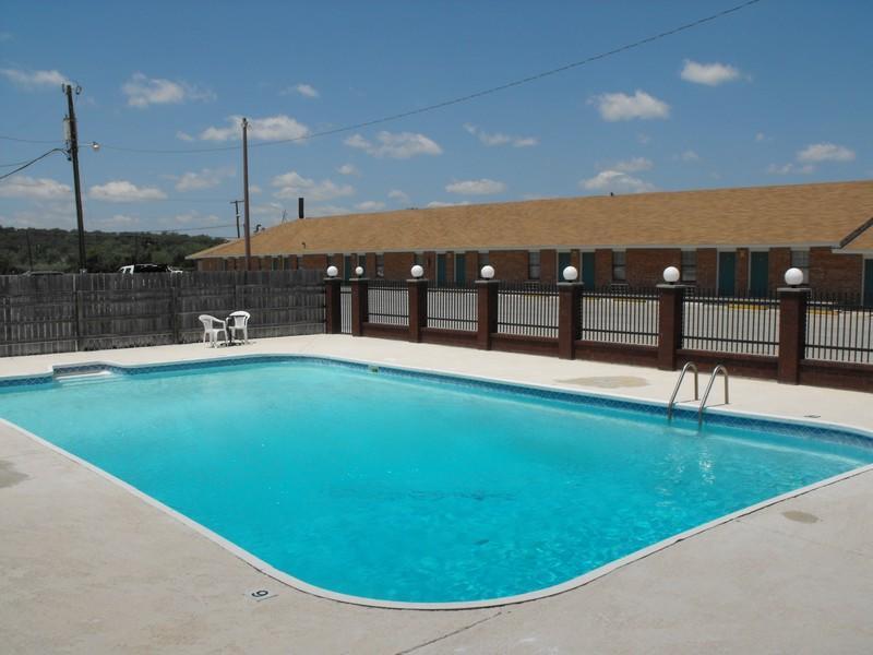 Gate 1 Hotel